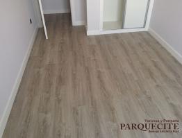 TARIMA LAMINADA KRONOSWISS  AC-4 (ROBLE HELSINKY)